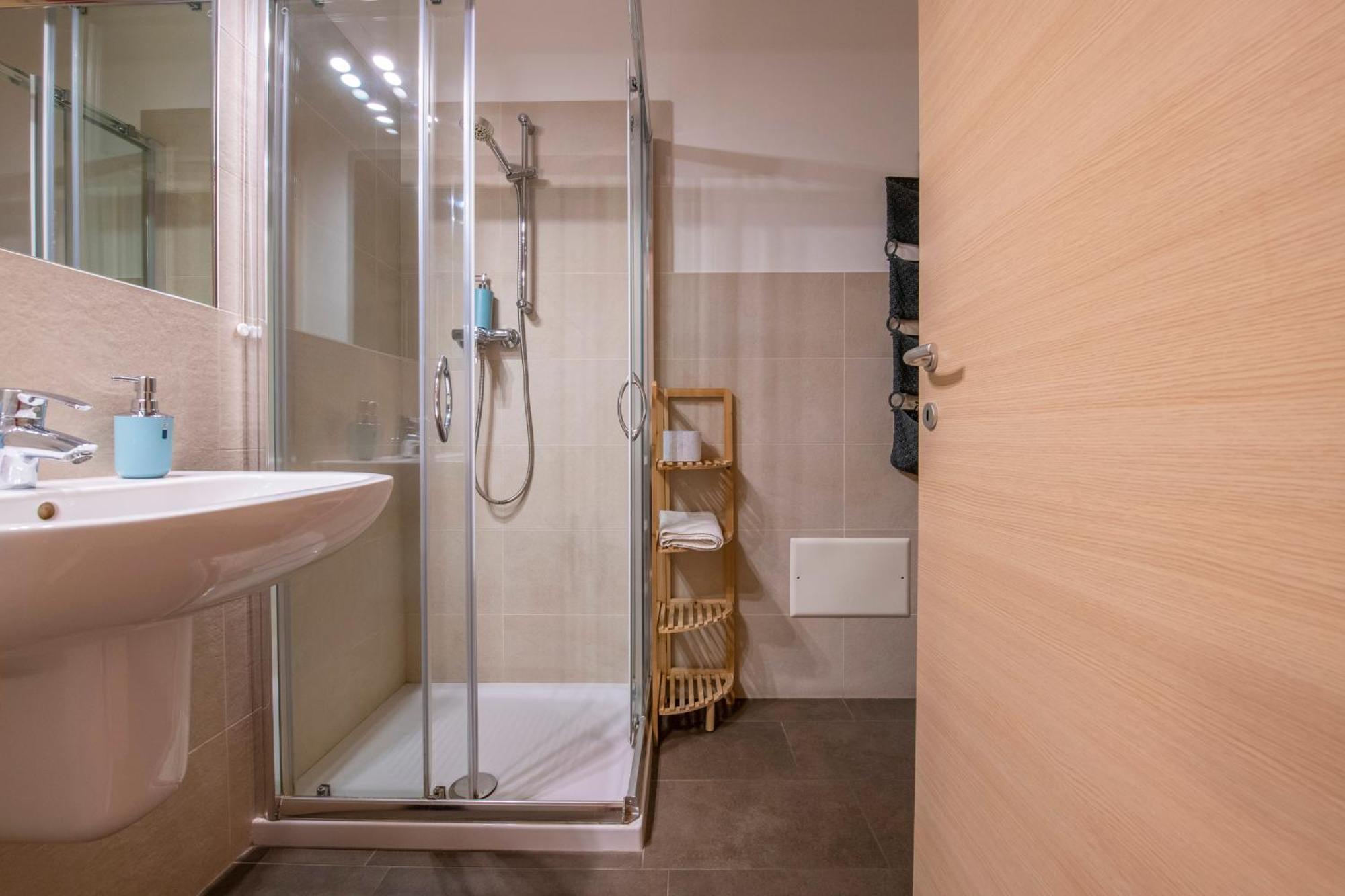 Borgo Trento Home, Incantevole Appartamento Verona Exterior photo