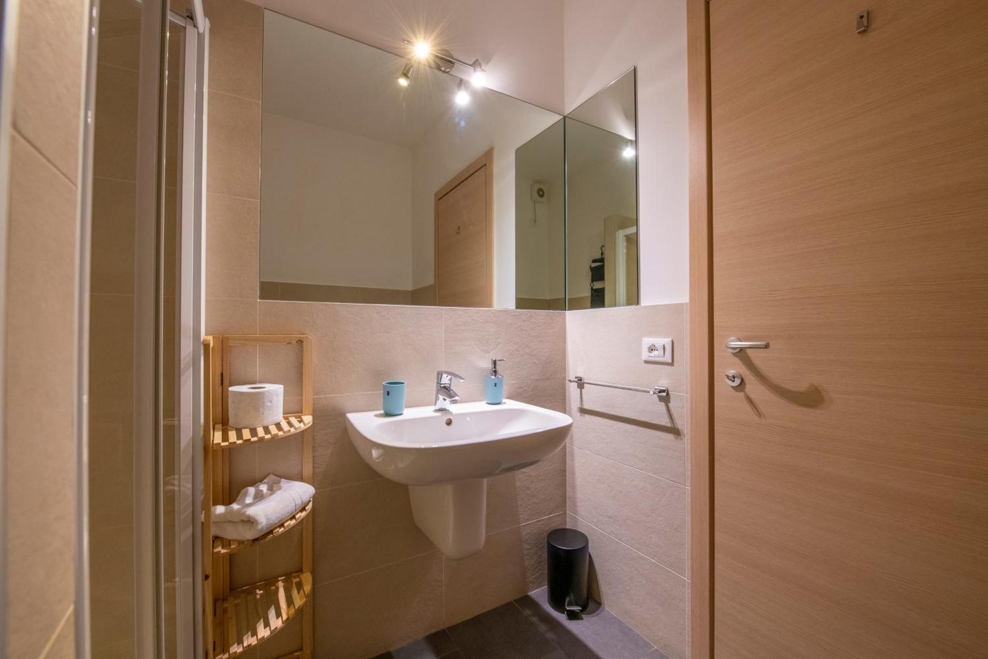Borgo Trento Home, Incantevole Appartamento Verona Exterior photo